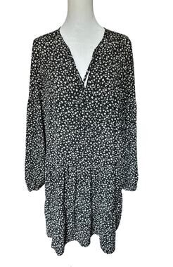 Divided Long Sleeve Flower V-Neck Knee Length Dress Size M